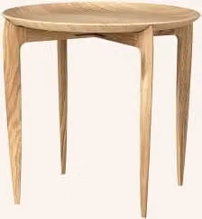 Stolik pomocniczy Fritz Hansen Tray Table w kolorze brązowym z okrągłym blatem z dębu